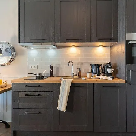 Appartmenthaus Südstrand 44, 17 *