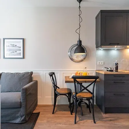 Appartmenthaus Südstrand 44, 17 Apartment *